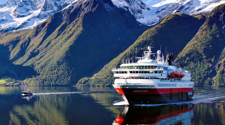 Hurtigruten Norwegian Coastal Express Plans First Emission Free Ship by 2030